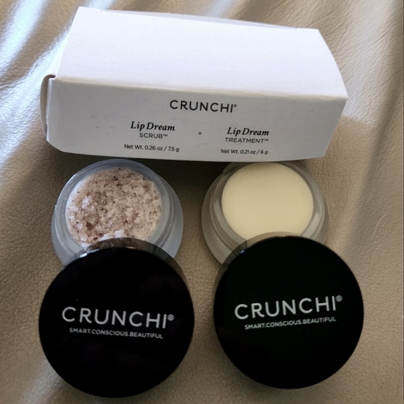 2 PIECE SET Crunchi Lip Scrub Retired- 1 Lip Dream Scrub + 1 Lip Dream Treatment - Picture 1 of 7